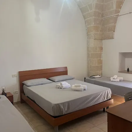 Bed & Breakfast Viale Roma - Roomexperience