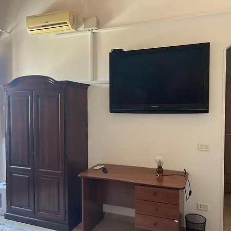 Viale Roma - Roomexperience 아베트라나