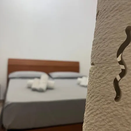 Viale Roma - Roomexperience Couette-café *